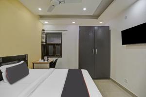 Hotel N R Prime Royalty Greater Kailash - Couple Friendly