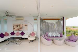 Luxury 3 Bedroom Villa, Sea View PM-A5