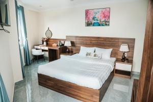 Misty Lake Dalat Hotel