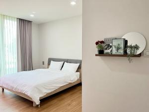 Private Ayutthaya Riverside