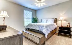 Luxury Suites by Suite Nation - Lockport