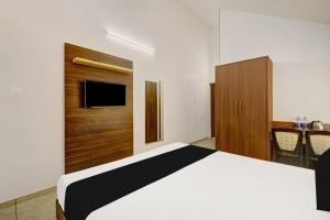 Super Townhouse Oak Dharwad formerly Rising Resort & Spa
