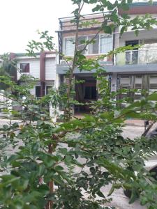 Big room with two queen bed