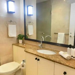 Stylish Studio Apartment In Sydney CBD and Gym