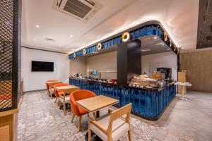 Holiday Inn Express Greater Noida Knowledge Park by IHG