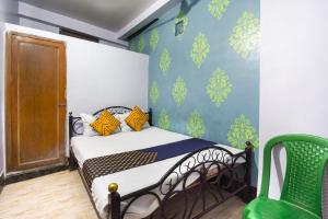 SPOT ON Taj Guest House