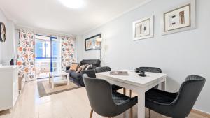 VILLAMAR honey apartment