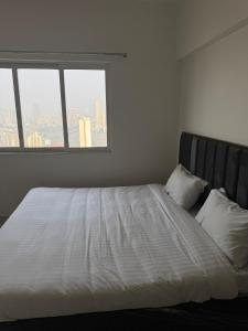 Pixiestays 2bhk Malad west