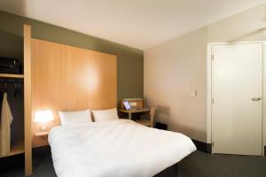 Hotels B&B HOTEL Castres Centre Gambetta : photos des chambres