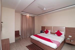 Hotel O Haldwani Near Bus Stand