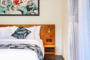 1BDR Misty River1 - Construction nearby and Disc