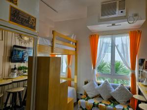 JnF Suites Tagaytay