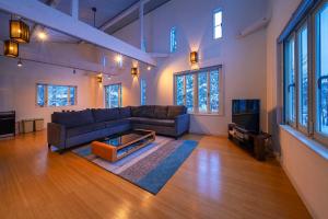 Powdersuites by The Hakuba Collection