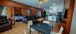 Condo Express View Talay 6