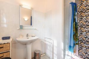 Maisons de vacances Longere proche plage et foret : Maison 1 Chambre