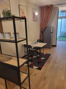 Square Perdiguier Studio avec Terrasse