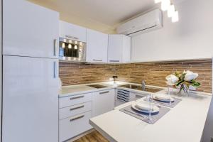 Stylish 1Bedroom Studio in the heart of St Julians 101