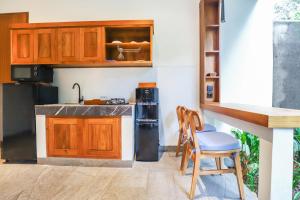 1BDR Misty River-2 - Construction nearby - Disc