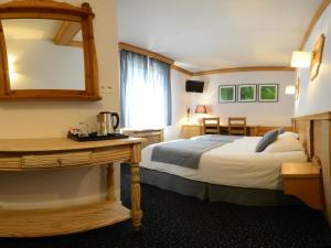 Hotels Hotel Les Terrasses : Chambre Lits Jumeaux Standard