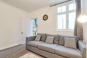 Spacious 4 Bedroom Home - Sleeps Up to 9 Guests - Pleshey