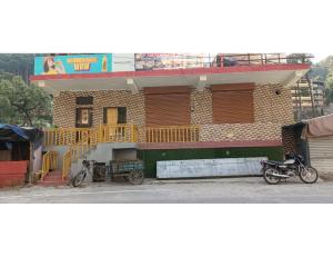 Hotel Prithvi, Uttakashi