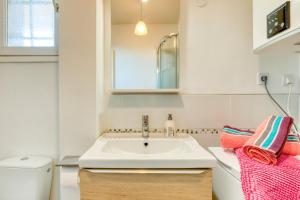 Appartements Acces Direct Plage, Vue Mer, Wifi : photos des chambres