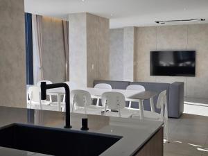 펜톤나인 해변열차 송정2호점