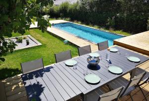 Villas Proche des plages, piscine exterieure : photos des chambres