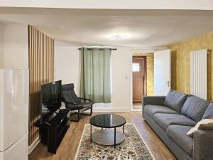 Spacious & Cozy Home - Ideal for Families & Groups