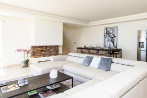 Villas L Oasis Moderne piscine vue mer : photos des chambres