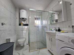 Villa Kovac - 5 Bedroom Private Villa with Pool