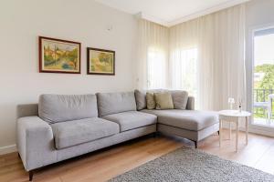 Comfortable and new apartment near the sea!