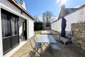 Maisons de vacances Maison de charme renovee- Jardin - 5min des plages : photos des chambres