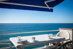 AT305 Vistas directas al mar, al lado de la cala Canyadell - 阿尔塔夫拉