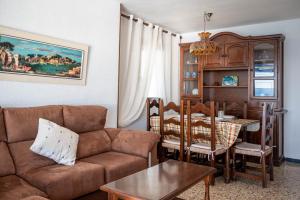 AT305 Vistas directas al mar, al lado de la cala Canyadell