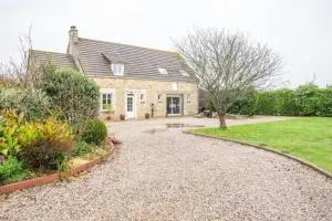 Appartement cosy à Sainte-Marie-du-Mont avec jardin 25m² - 圣马丁德万