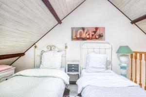 Appartement cosy à Sainte-Marie-du-Mont avec jardin 25m²