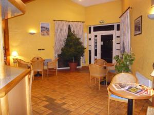 Hotels Cit'Hotel- Hotel d'Occitanie : photos des chambres