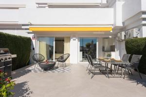 Cozy 3-Bedroom Ground Floor with Large Garden