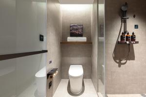 Atour Hotel Wuxi East Station South Square