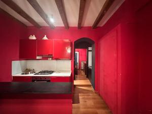 La Vie en Rouge - Porta Venezia Milano