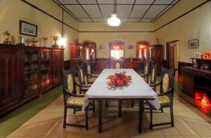 Panthiya Estate Bungalow