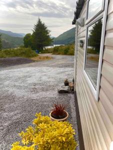 Beautiful Bright holiday let, 5 Miles from Dornie