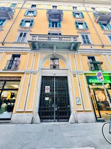 La Vie en Rouge - Porta Venezia Milano