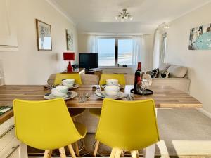 16 Waters Edge, Atlantic Breezes