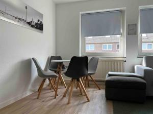 Wohnung mit Balkon am Rhein