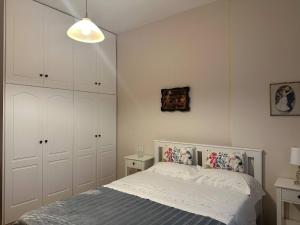 Genari Beach Apartments Sea View Apartment for Couples or Small Families