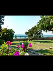 Genari Beach Apartments Sea and Garden view apartment