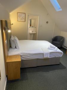 Standard Double Room room in New Inn Hotel
