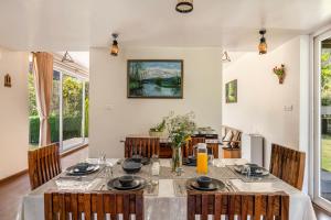 Kalpavriksha 4BR Luxury Villa - Xplore Indo